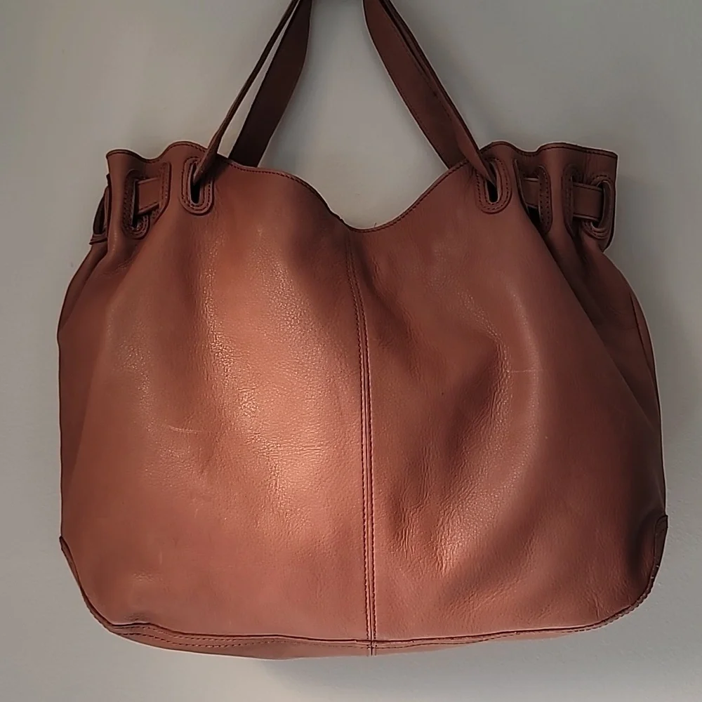 NWOT Old Navy Brown Leather Tote Bag - Picture 3 of 12